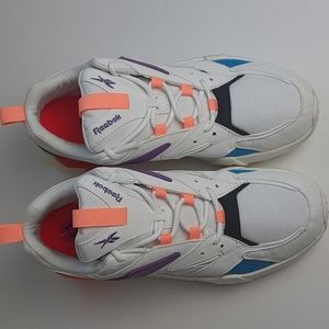 Reebok men sneakers shoes size 11 new